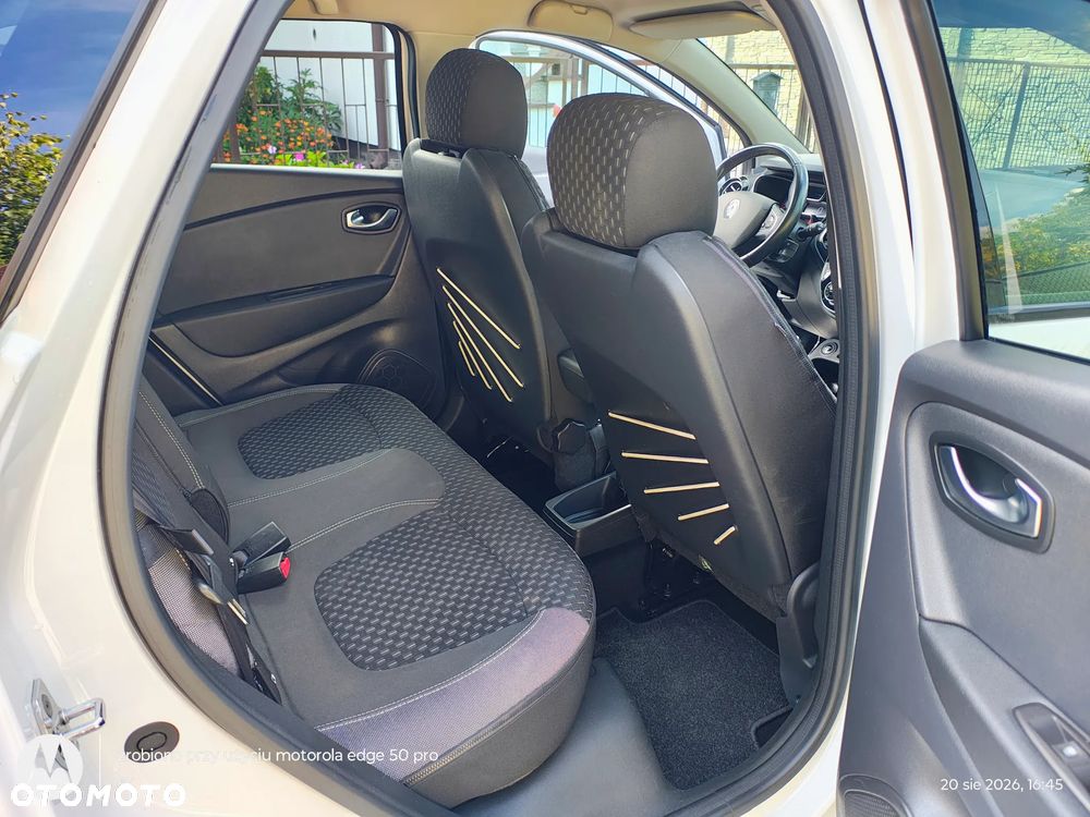 Renault Captur ENERGY TCe 90 Experience - 16