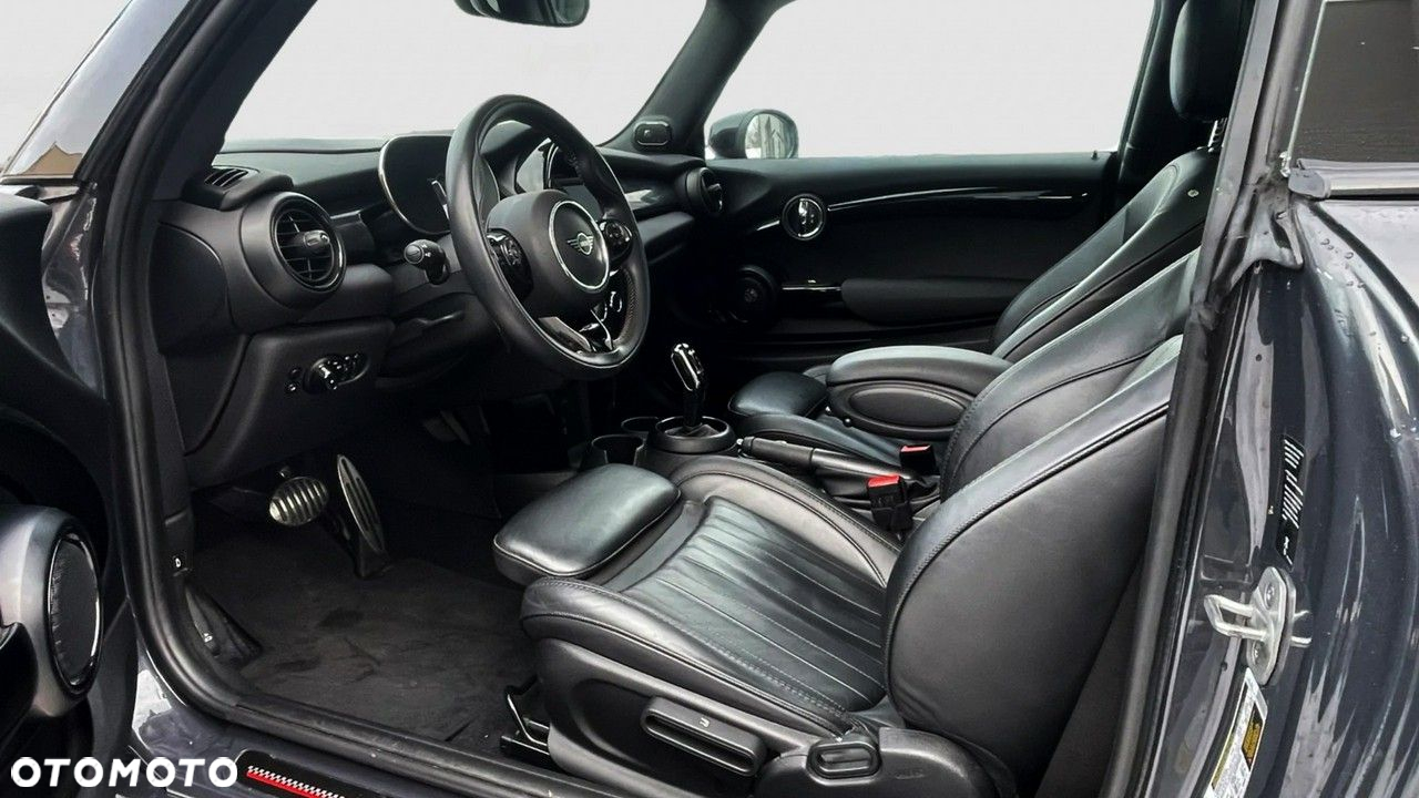 MINI John Cooper Works - 7