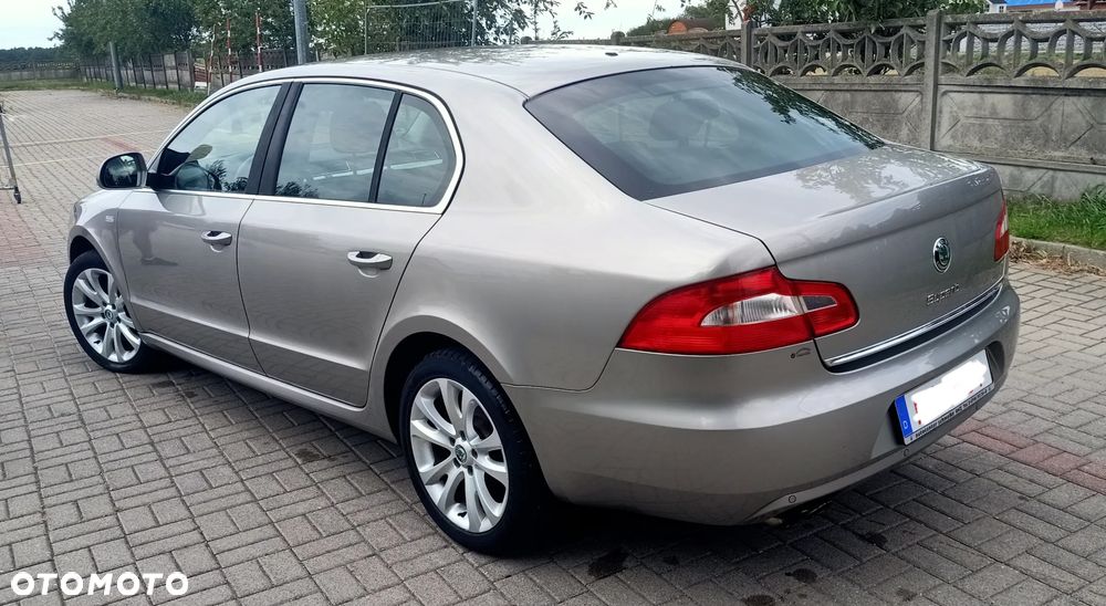 Skoda Superb 1.8 TSI Exclusive - 6