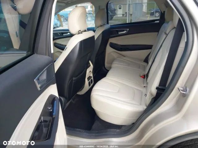 Ford Edge - 7