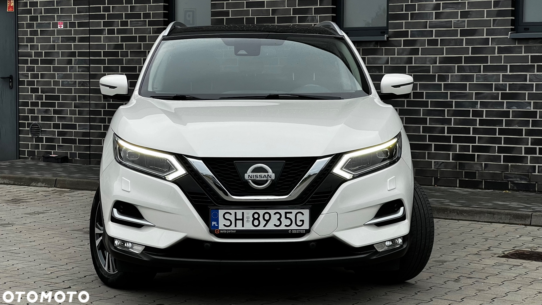 Nissan Qashqai 1.6 DIG-T N-Connecta - 2