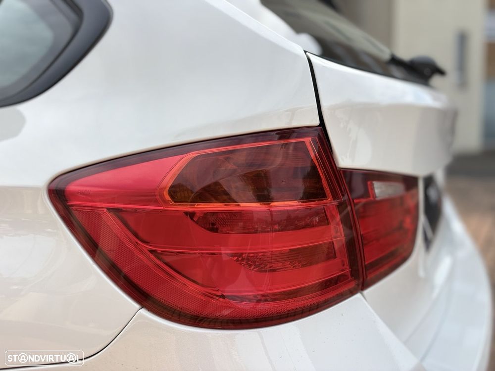 BMW 318 d Auto Line Sport - 9