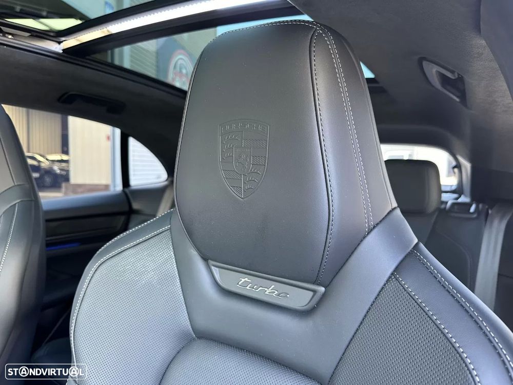 Porsche Macan Electric Turbo - 58