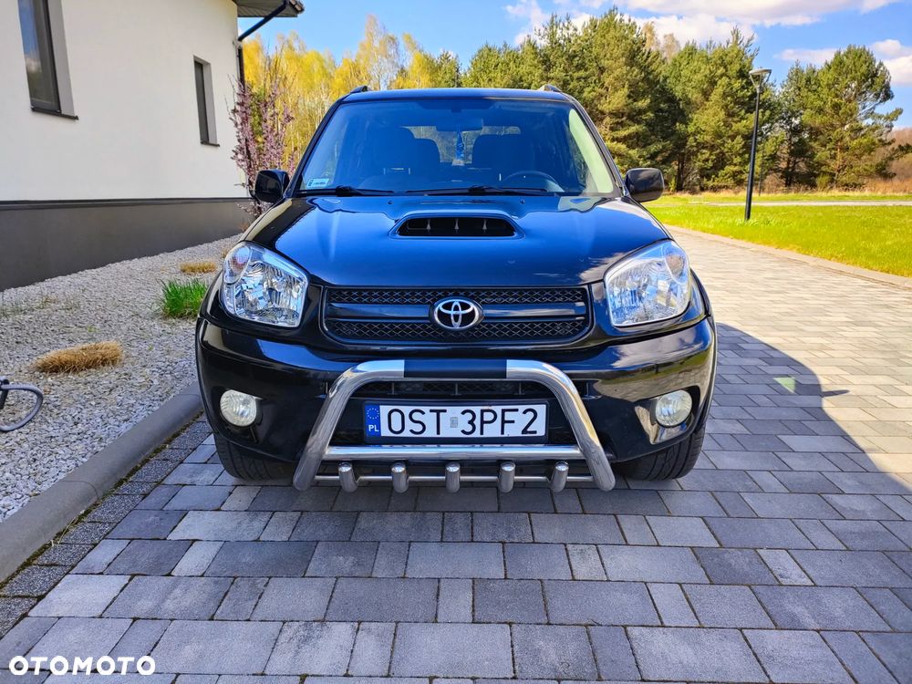 Toyota RAV4 - 6