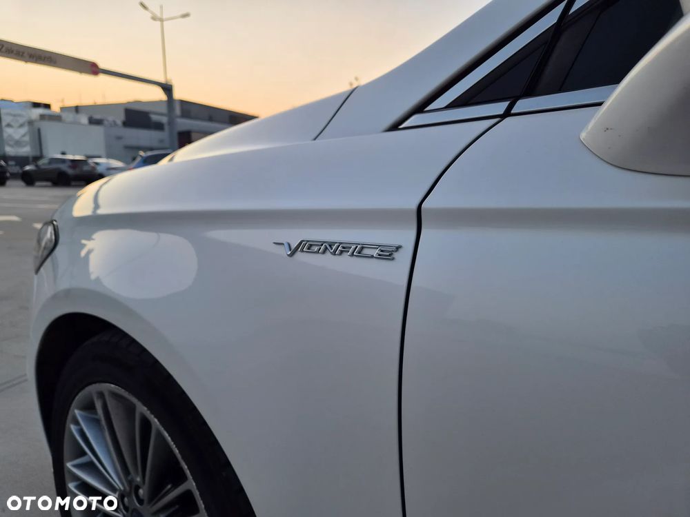 Ford Mondeo Vignale 2.0 EcoBoost - 6