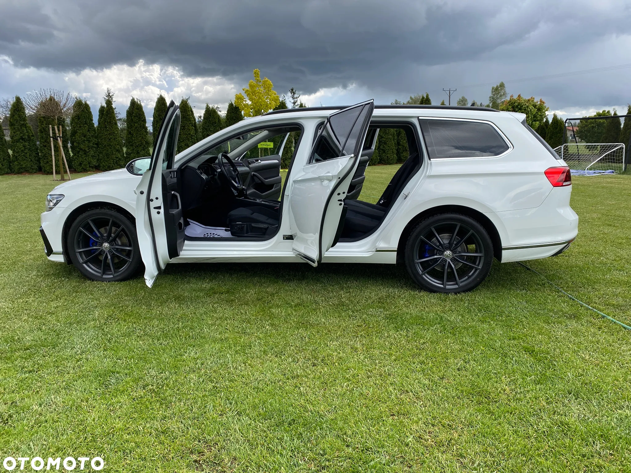 Volkswagen Passat - 8