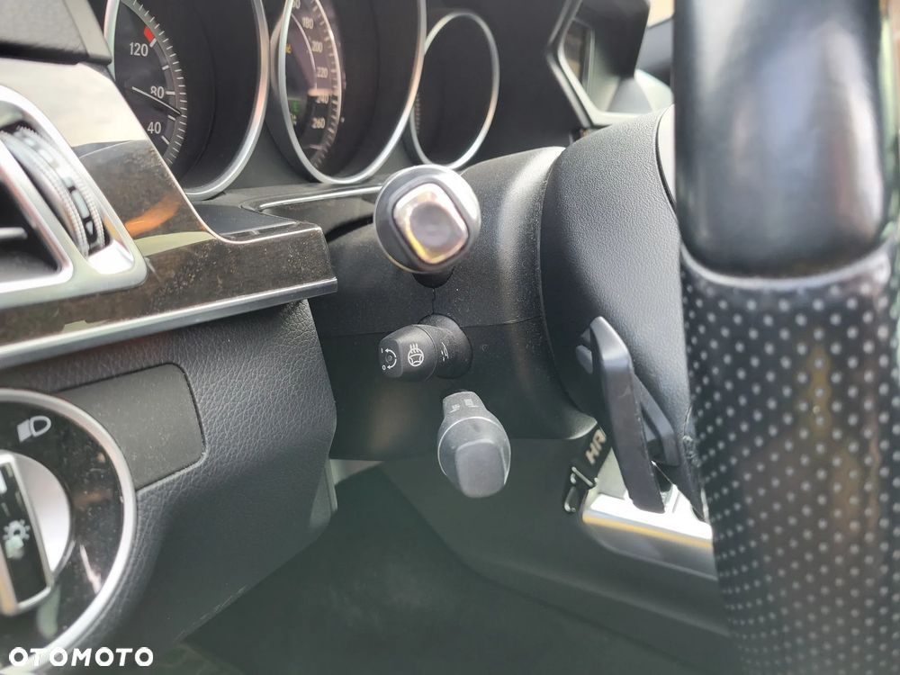 Mercedes-Benz Klasa E 250 BlueTEC 4Matic 7G-TRONIC Avantgarde - 13