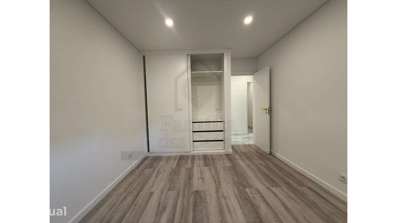 T4 Duplex a 20 Minutos de Lisboa - Grande imagem: 5/28
