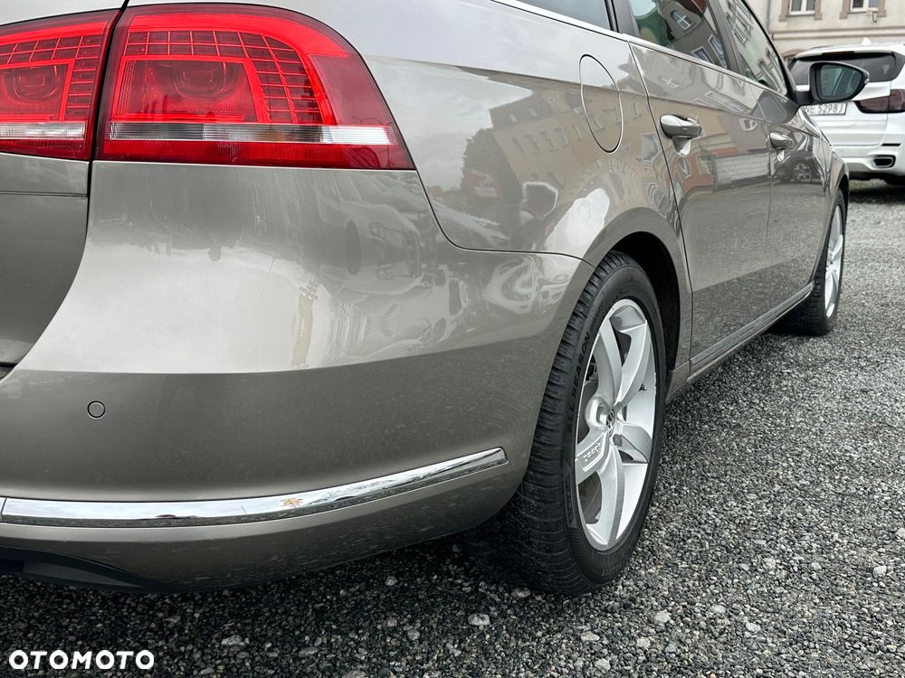 Volkswagen Passat Variant 2.0 TDI DSG BlueMotion Technology Business Edition - 8