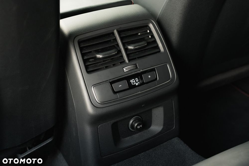 Audi A4 Avant 45 TFSI mHEV Quattro S Line S tronic - 35