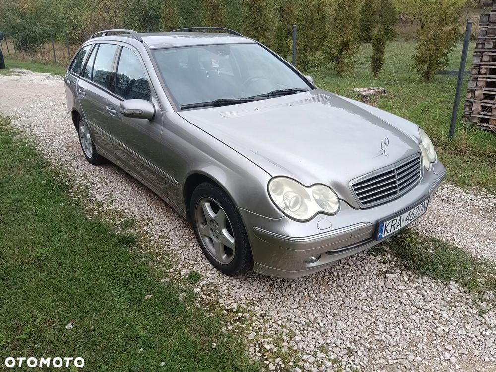 Mercedes-Benz Klasa C 200 T Kompr Avantgarde - 17