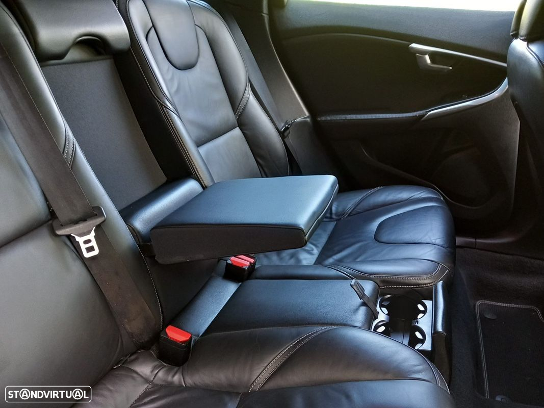 Volvo V40 1.6 D2 R-Design Momentum - 34