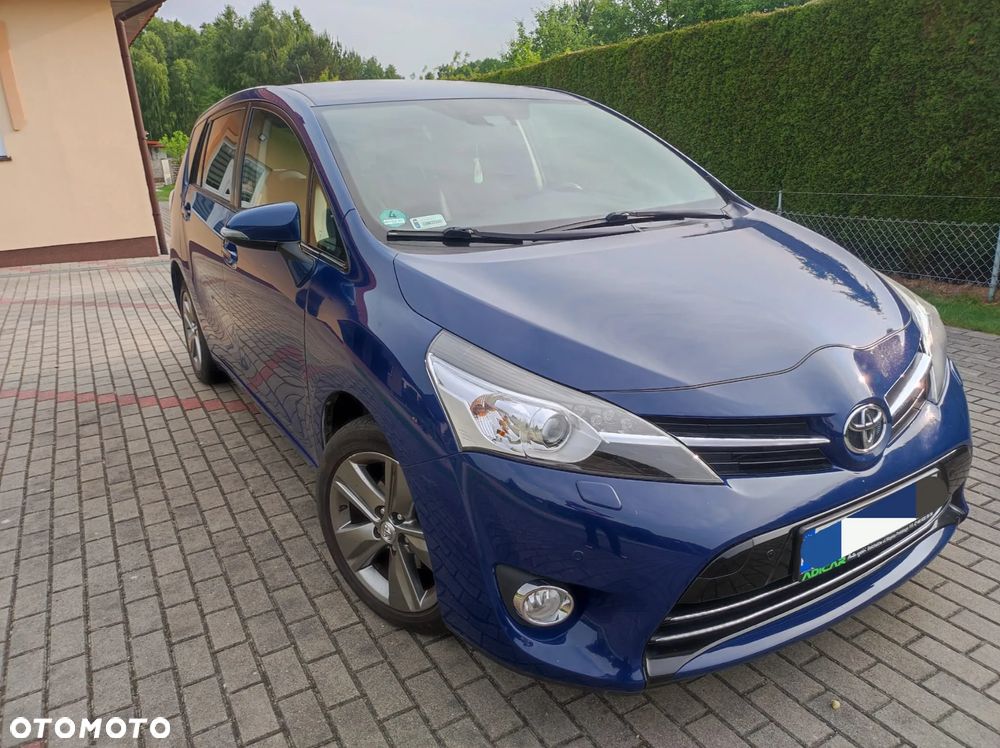 Toyota Verso 1.6 D-4D Prestige 7os EU6 - 1