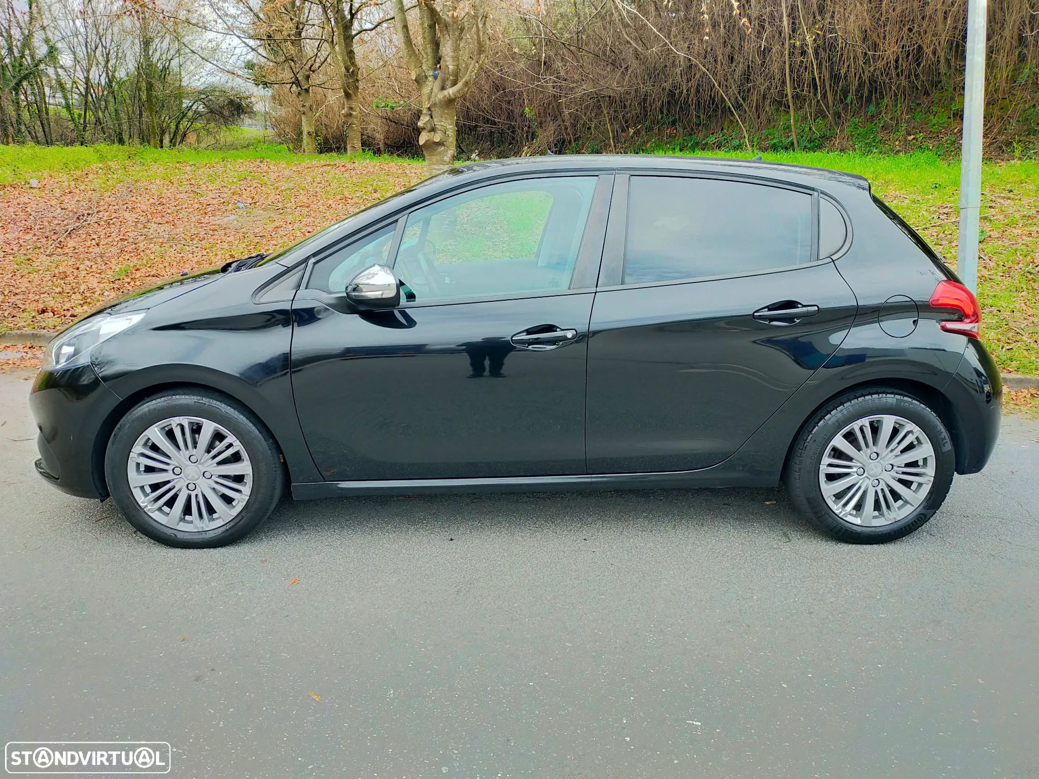 Peugeot 208 1.6 BlueHDi Style - 2