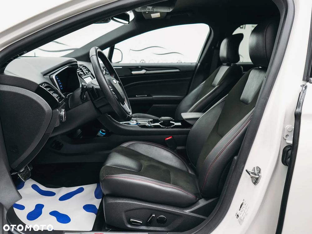 Ford Mondeo 2.0 EcoBlue ST-Line - 14