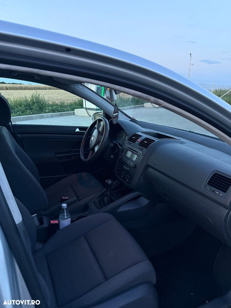 Volkswagen Golf 1.9 TDI Comfortline - 23