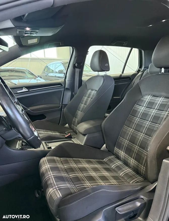 Volkswagen Golf GTD 2.0 TDI SCR DSG - 7