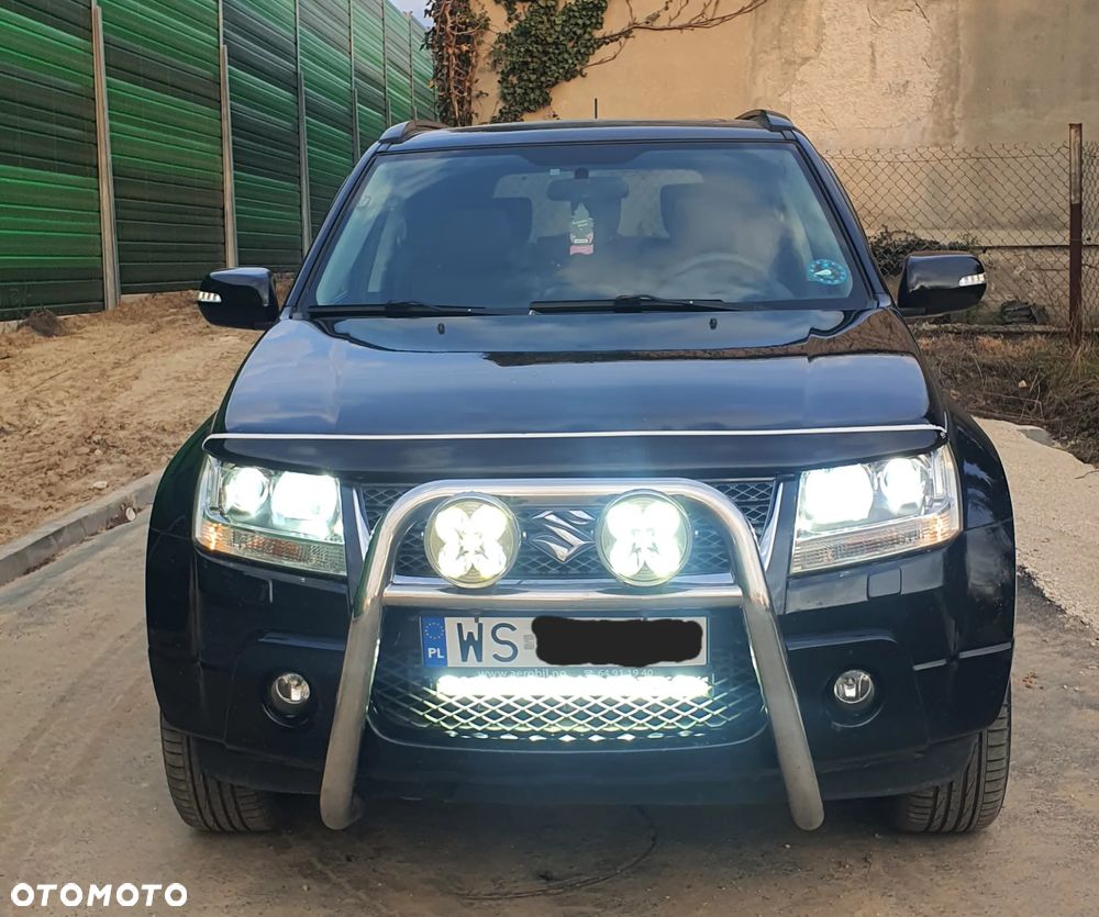 Suzuki Grand Vitara 1.9 DDiS Comfort DPF - 2