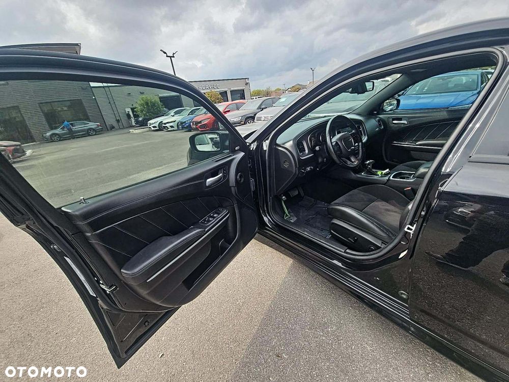 Dodge Charger 5.7 R/T - 9