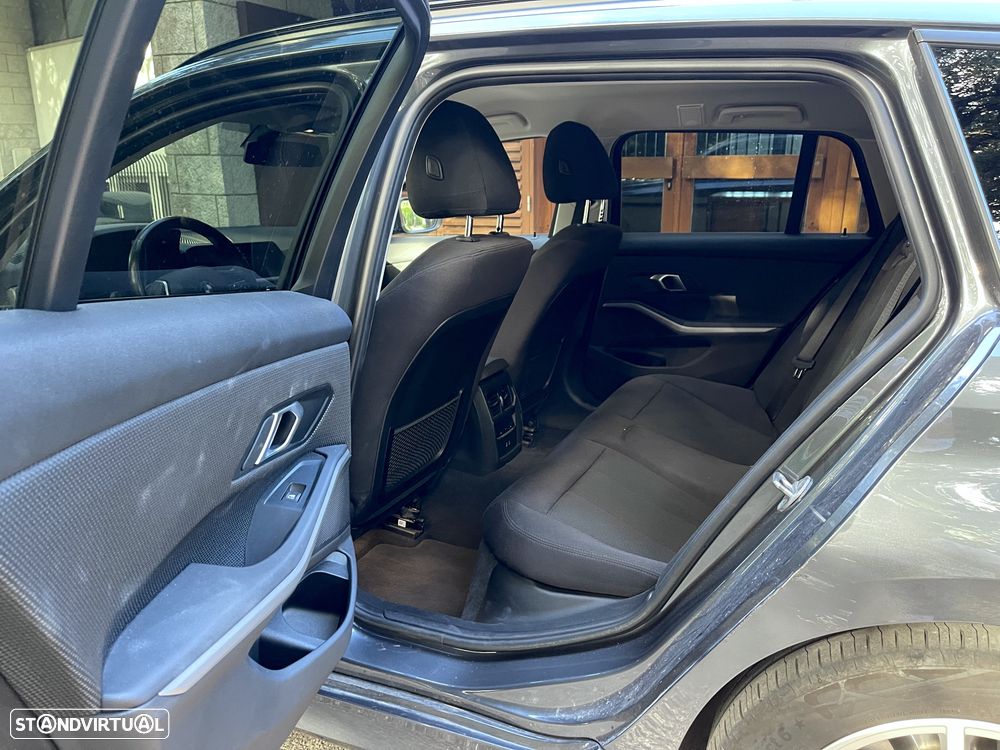 BMW 330 e Corporate Edition Auto - 19