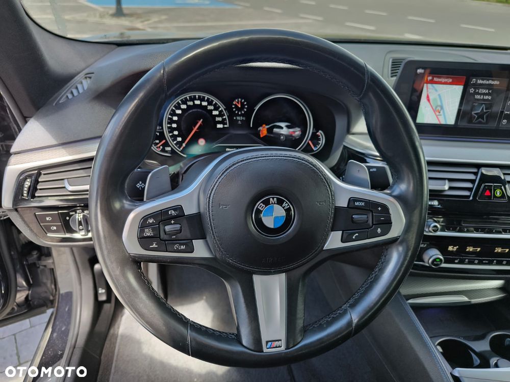 BMW Seria 5 530d xDrive M Sport sport - 7