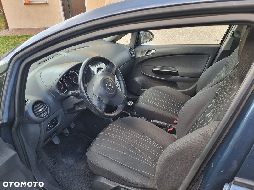 Opel Corsa 1.4 16V Energy - 7