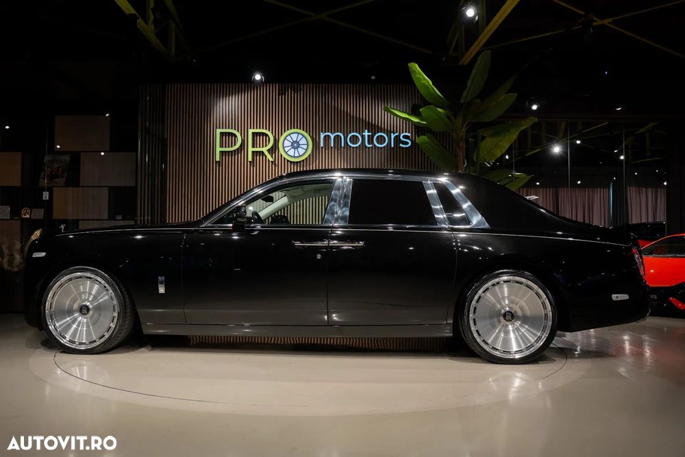 Rolls-Royce Phantom - 9