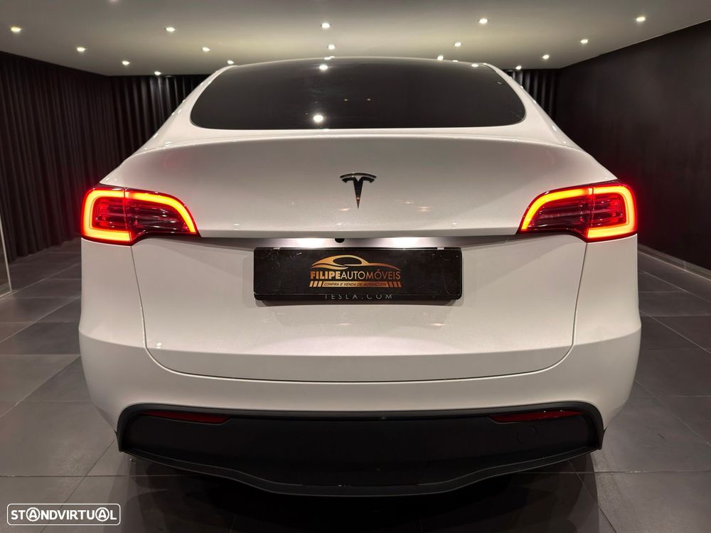 Tesla Model Y Standard - 7