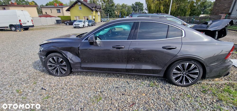 Volvo S60 B4 B Ultimate Dark - 5