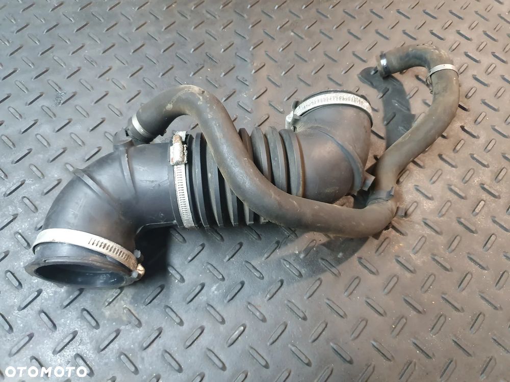PRZEWÓD RURA DOLOTOWA POWIETRZA VOLVO V40 S40 LIFT  1.8 30620802 - 3