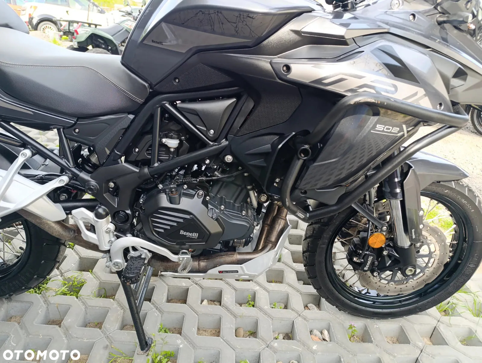 Benelli TRK 502X - 15