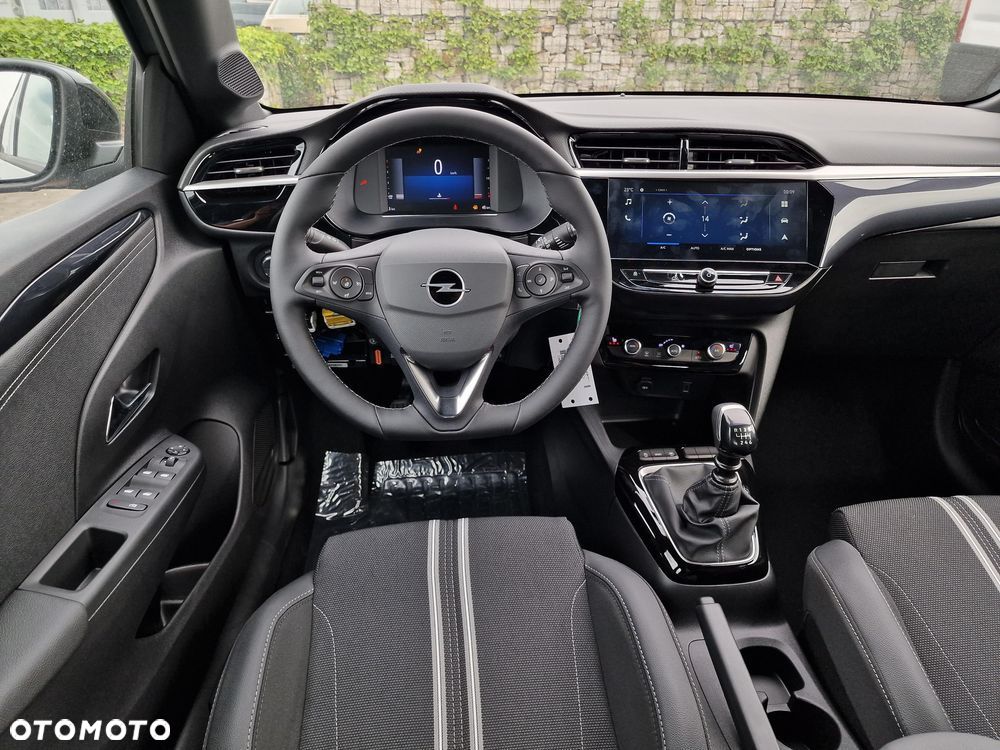 Opel Corsa 1.2 T GS S&S - 24