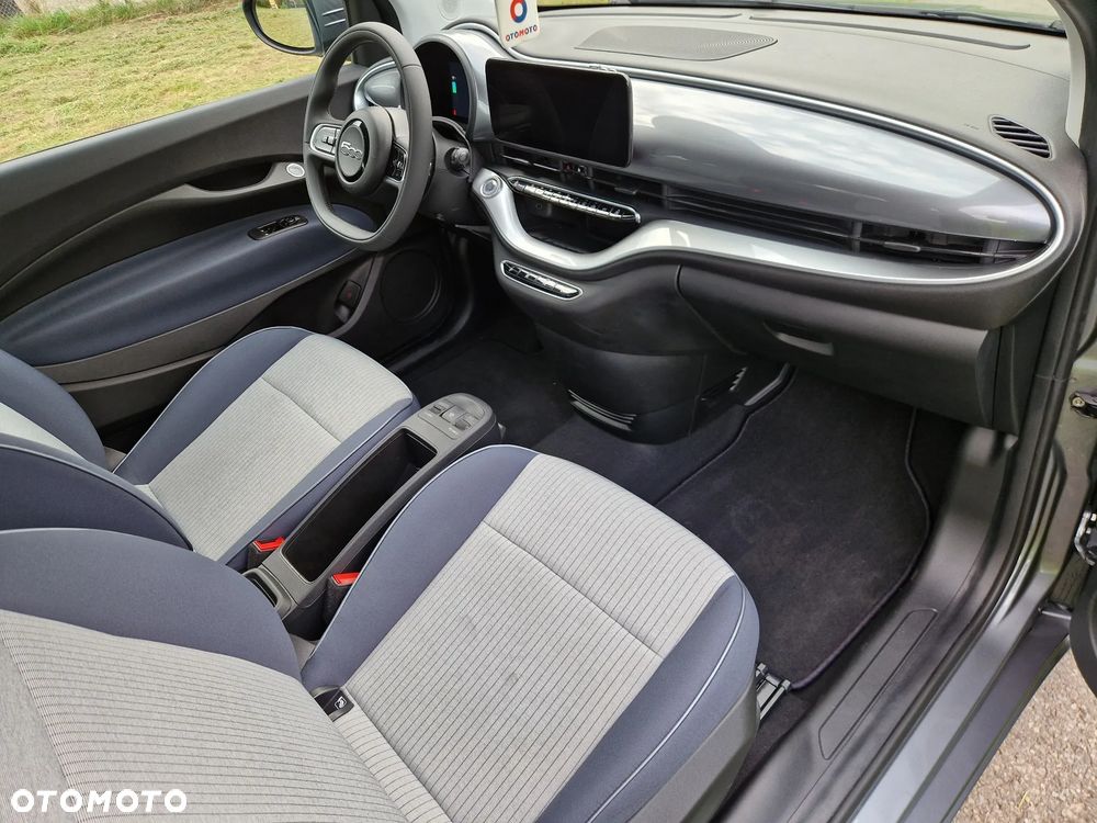 Fiat 500e - 17