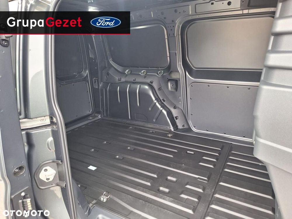 Ford Transit Connect - 16