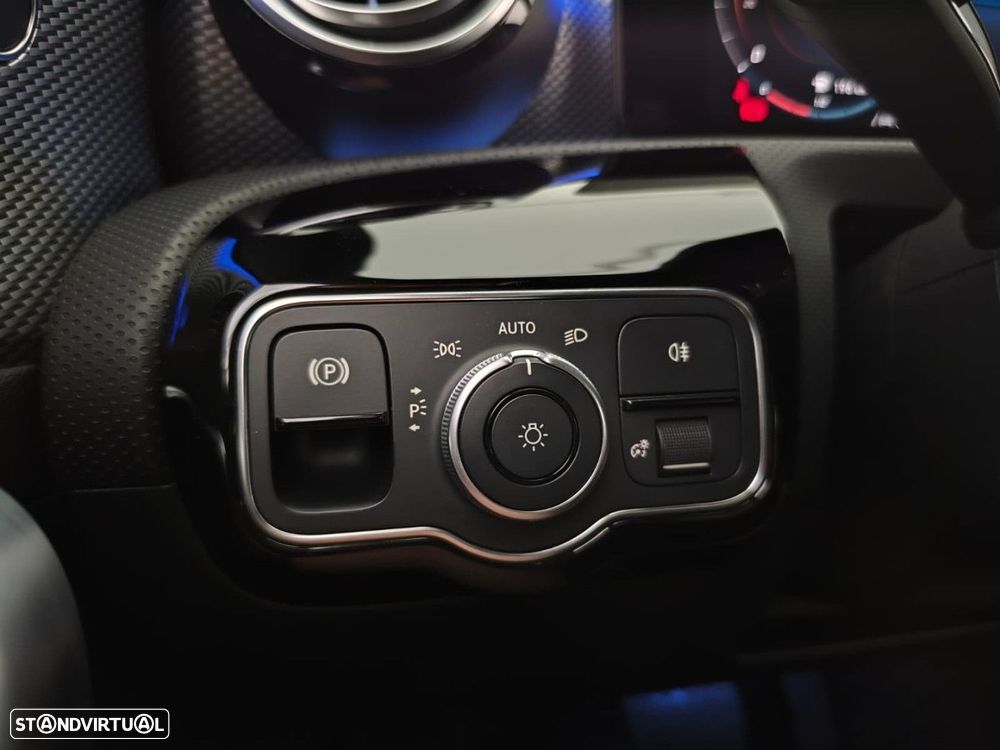 Mercedes-Benz CLA 250 e Shooting Brake Style Plus - 30