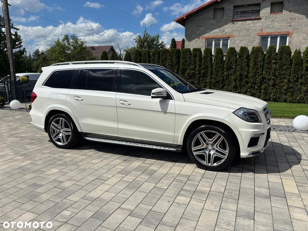 Mercedes-Benz GL 350 BlueTEC 4-Matic - 6