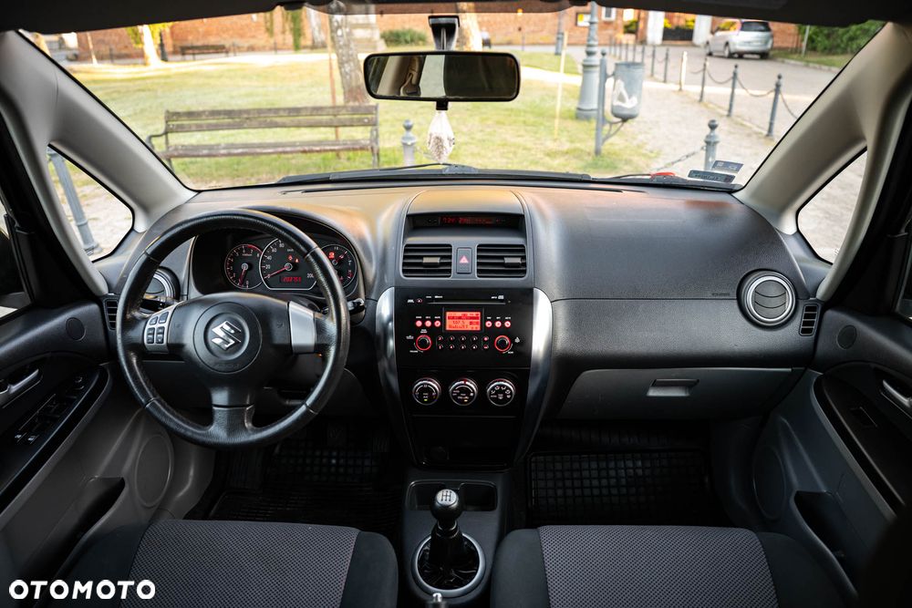 Suzuki SX4 1.6 VVT 4x2 Comfort - 20