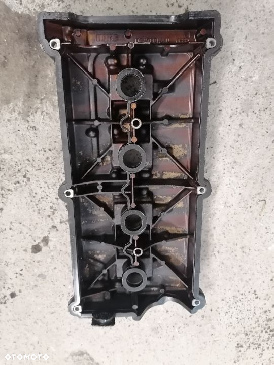 Pokrywa Zaworów Prawa Audi A8 D2 3.7 4.2 V8 077103472D - 9