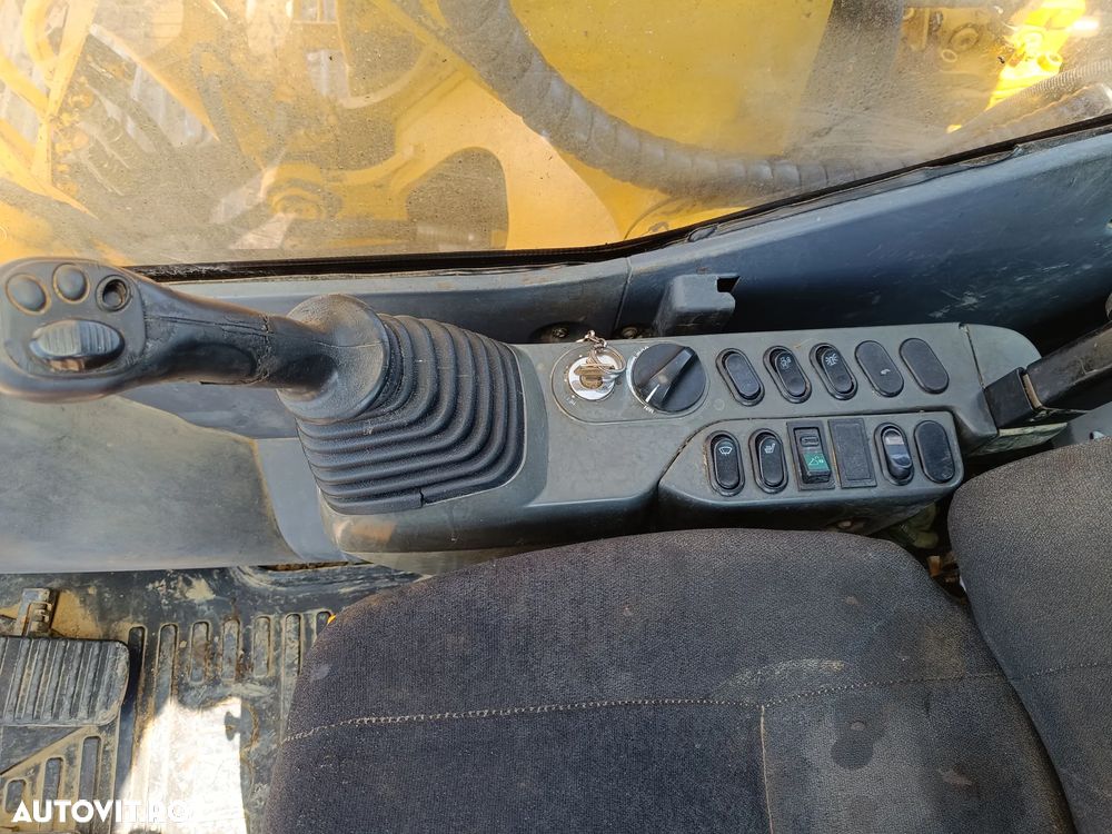 Komatsu PC190LC-8 - 11