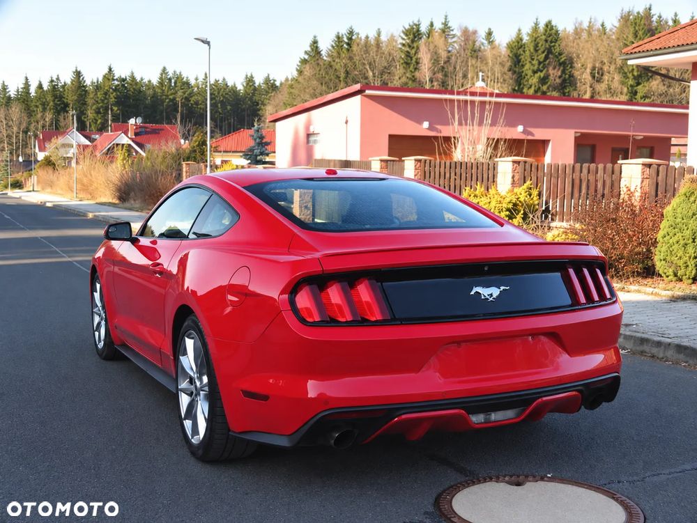 Ford Mustang 3.7 V6 - 6