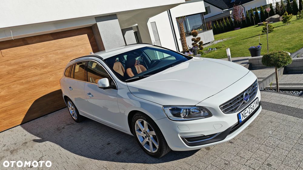Volvo V60 D4 Geartronic Momentum - 3