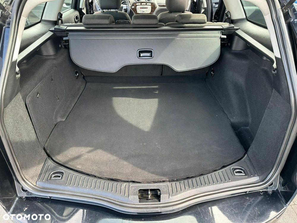 Ford Mondeo - 24