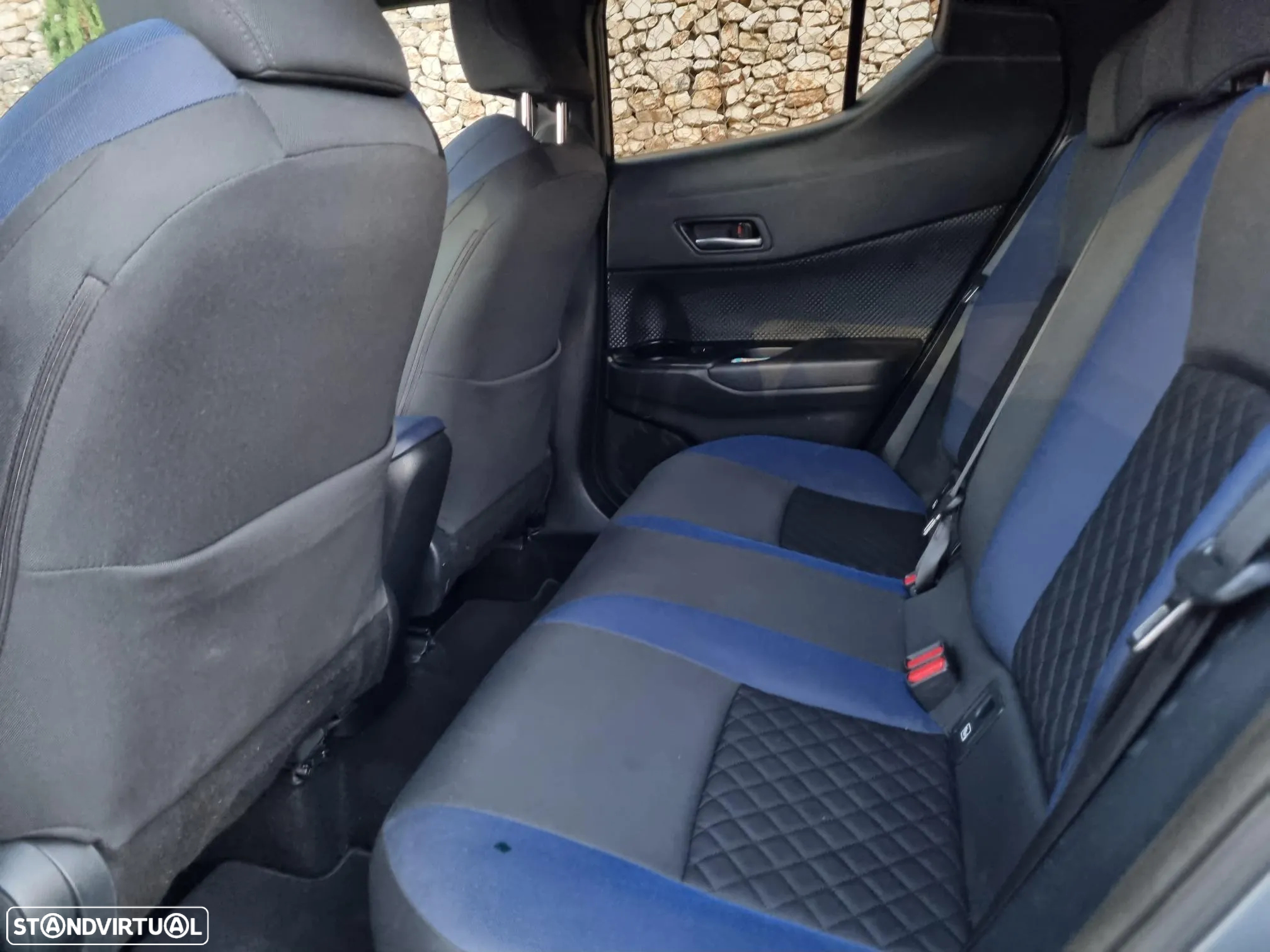 Toyota C-HR 1.8 Hybrid Square Collection - 11