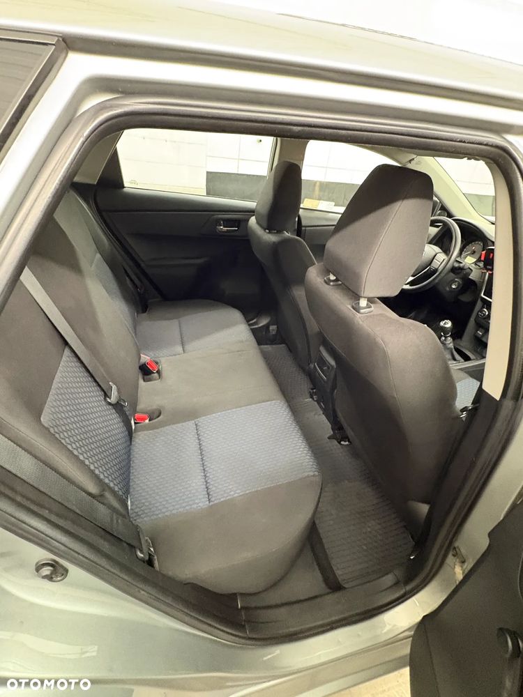 Toyota Auris 1.6 Active - 14