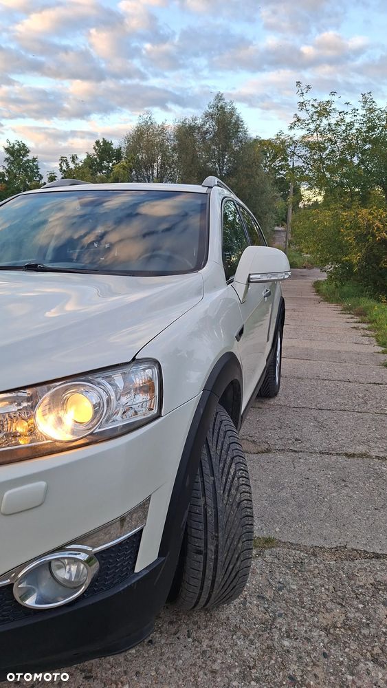 Chevrolet Captiva 2.2 d LT+ - 13
