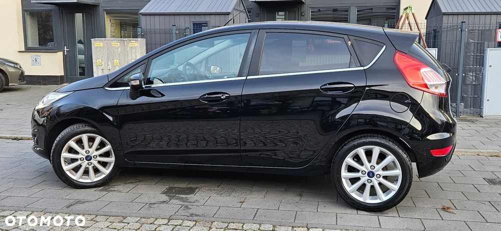 Ford Fiesta 1.25 Titanium - 24
