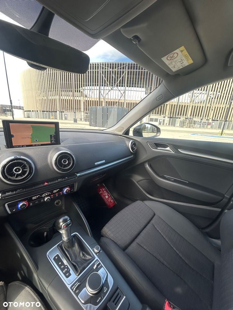 Audi A3 Sportback - 15