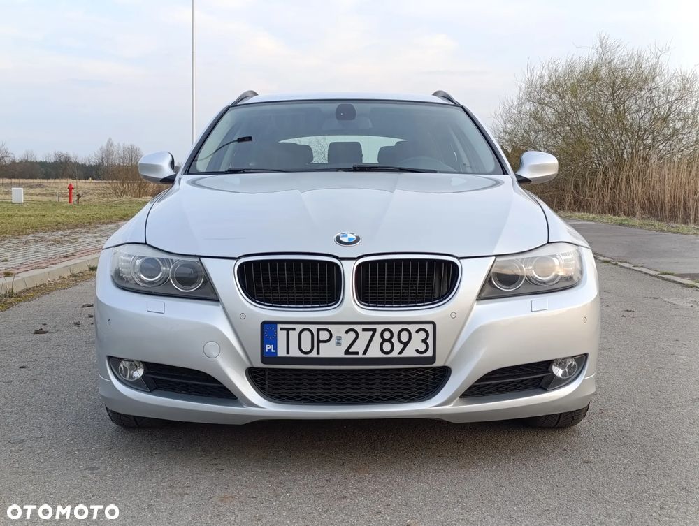BMW Seria 3 318d DPF Edition Exclusive - 4
