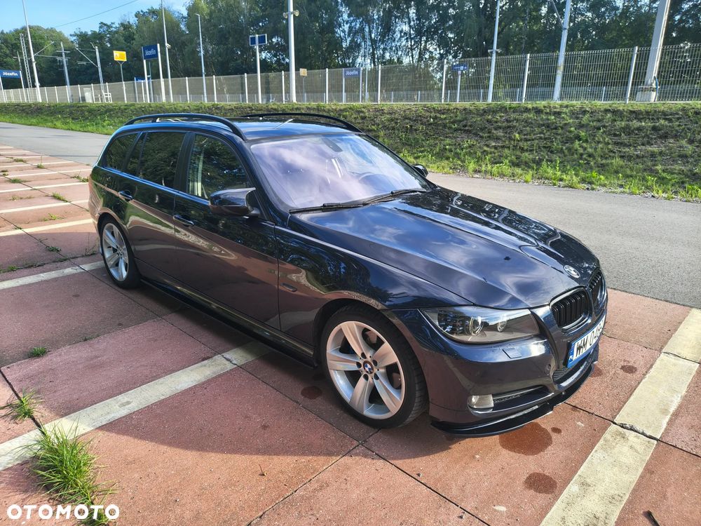 BMW Seria 3 318d DPF - 1