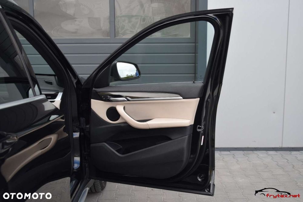 BMW X1 - 24
